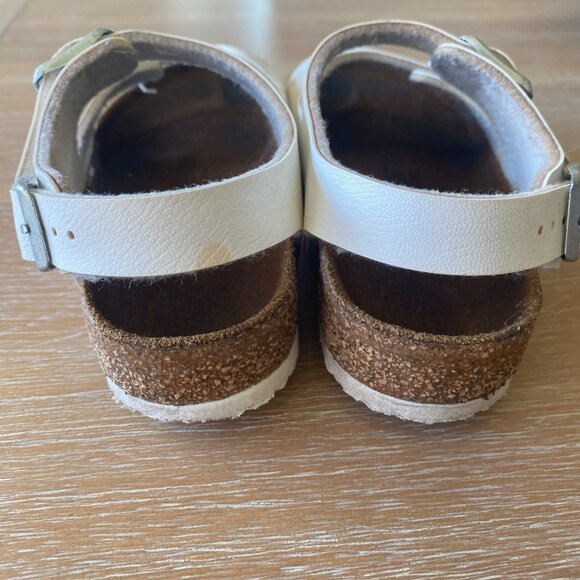 Birkenstock White Roma Child 3-Buckle Adjustable | Size 29 (US 11) - Picture 6 of 13